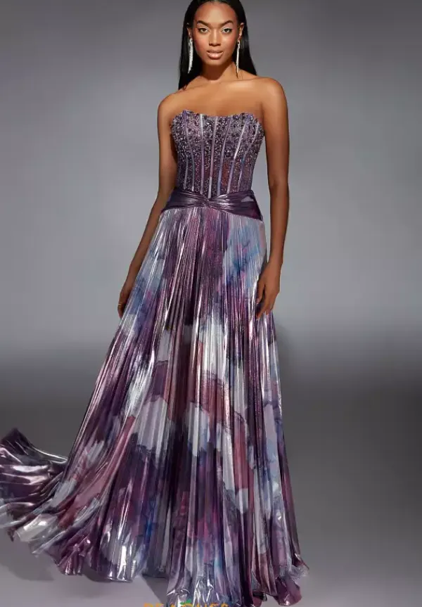 Paris 61781^Alyce New