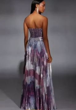 Paris 61781^Alyce New