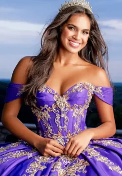 Q1025^Amabella Online