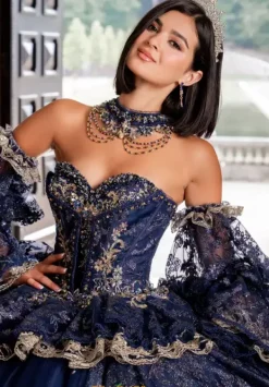 Q1022^Amabella Clearance