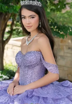 Q1092^Amabella Online