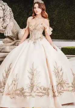 Q1010^Amabella Online