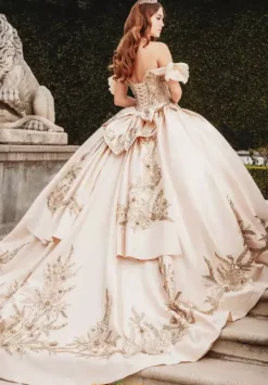 Q1010^Amabella Online