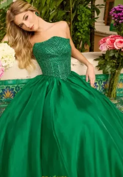 47255^Ava Presley Online