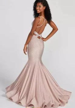 EW122001^Ellie Wilde New