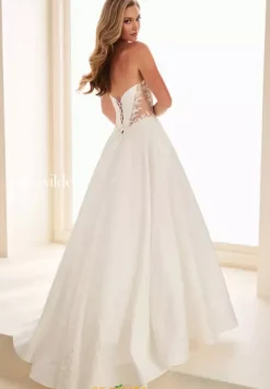 EW37080^Ellie Wilde Best