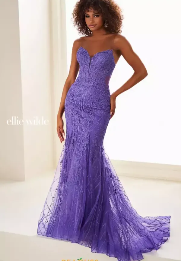 EW37114^Ellie Wilde Hot