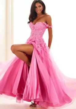 EW35101^Ellie Wilde Best