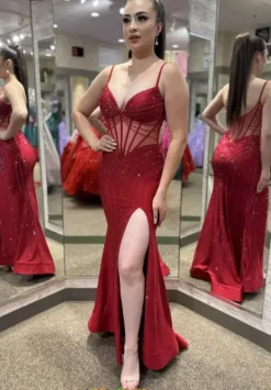 EW35027^Ellie Wilde Online