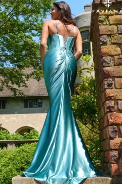 11454^Faviana Online