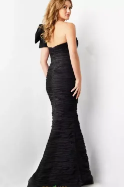 38240^Jovani Hot