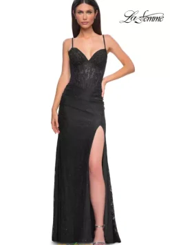 32947^La Femme Online