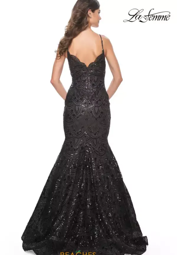 32118^La Femme Clearance