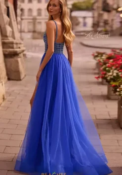 32714^La Femme Clearance