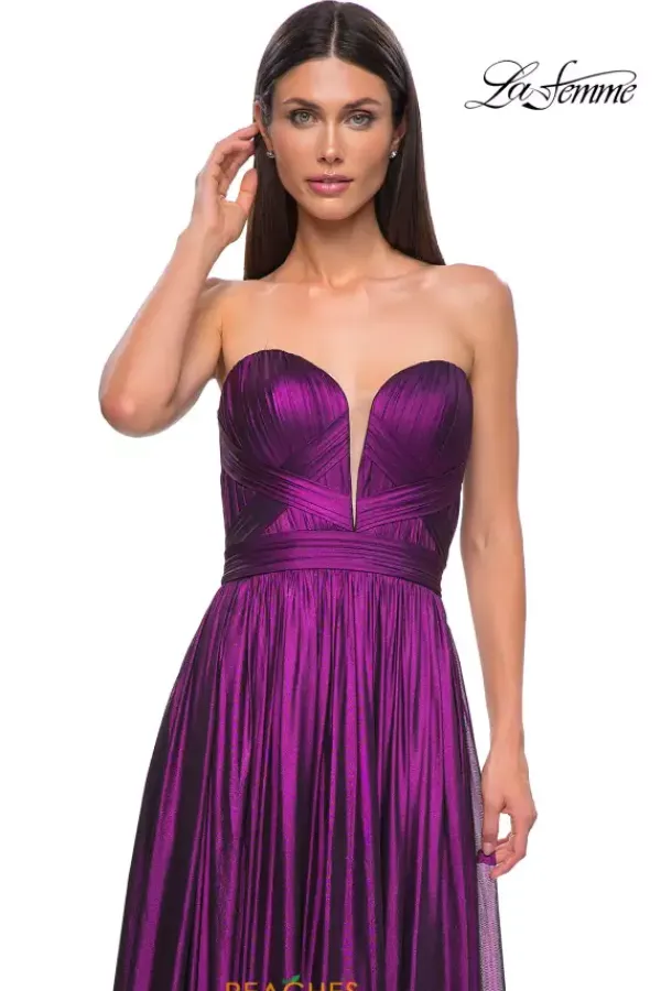 32899^La Femme Clearance