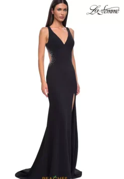 32922^La Femme Clearance