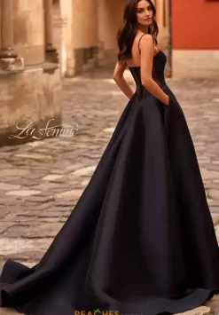 32670^La Femme Online