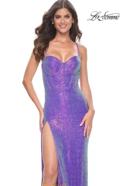 31965^La Femme Online