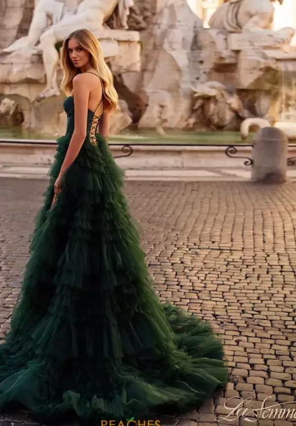 32071^La Femme Online