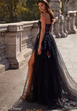 32072^La Femme Online