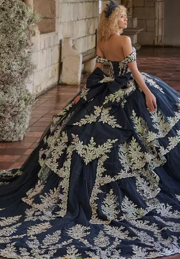 26126^LizLuo Quinceanera Sale