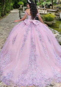 26105^LizLuo Quinceanera Sale