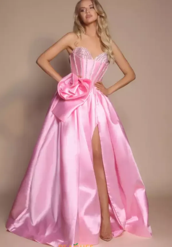 PS26079^Portia and Scarlett Hot