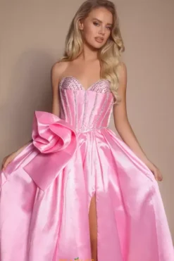 PS26079^Portia and Scarlett Hot