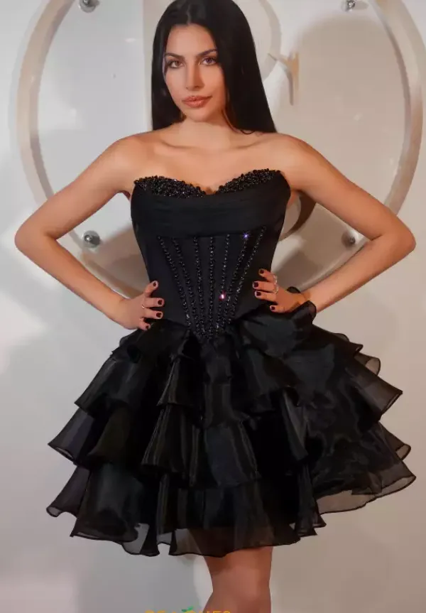 PS25796^Portia and Scarlett Online