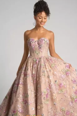 PS26215^Portia and Scarlett