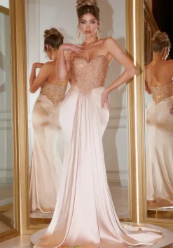 PS22230^Portia and Scarlett