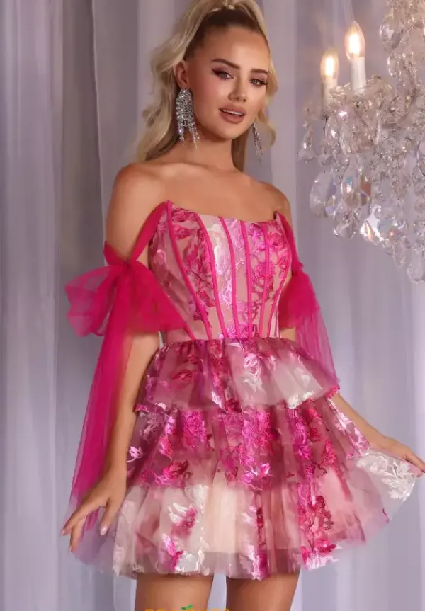 PS25701^Portia and Scarlett