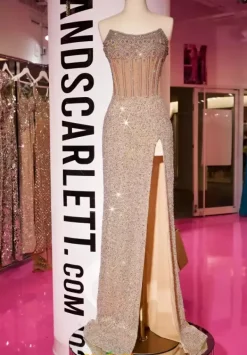 PS24877C^Portia and Scarlett