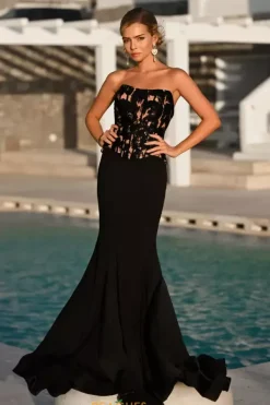 PS26301E^Portia and Scarlett