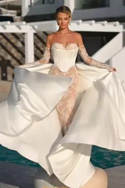 PS26328E^Portia and Scarlett Hot