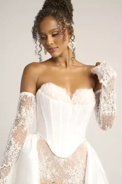 PS26328E^Portia and Scarlett Hot