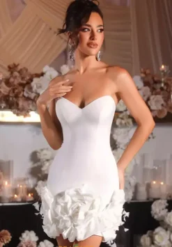 PS25669E^Portia and Scarlett Hot