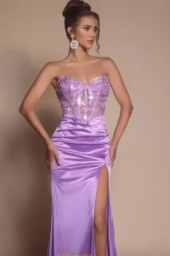 XO065^Portia and Scarlett