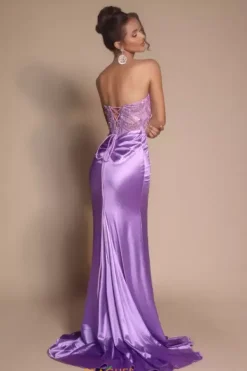 XO065^Portia and Scarlett