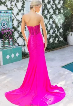 XO098^Portia and Scarlett Hot