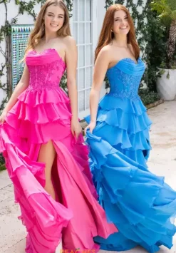 XO189^Portia and Scarlett New