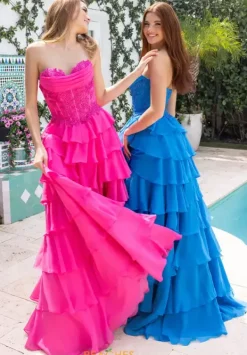 XO189^Portia and Scarlett New