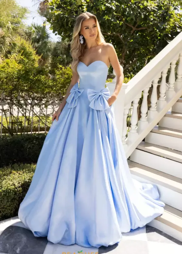 71035^Rachel Allan Hot