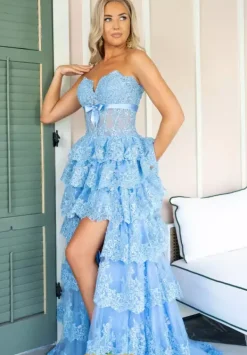 70944^Rachel Allan Hot