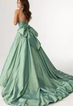 71024^Rachel Allan Hot