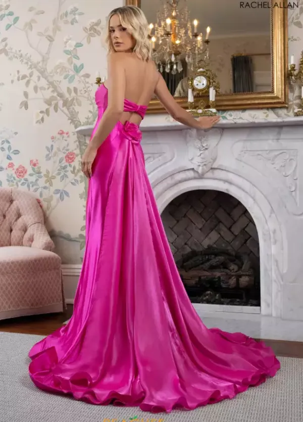 70945^Rachel Allan Hot