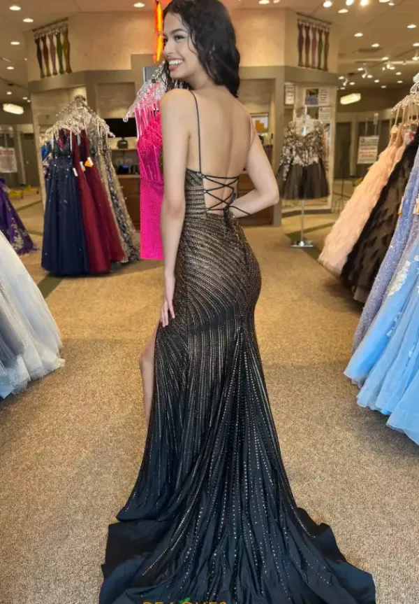 55883^Sherri Hill Clearance