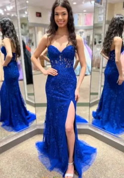 55467^Sherri Hill Outlet