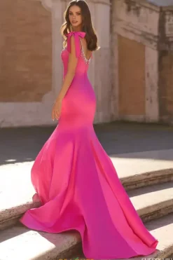 57772^Sherri Hill Hot