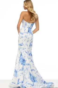 57577^Sherri Hill Hot